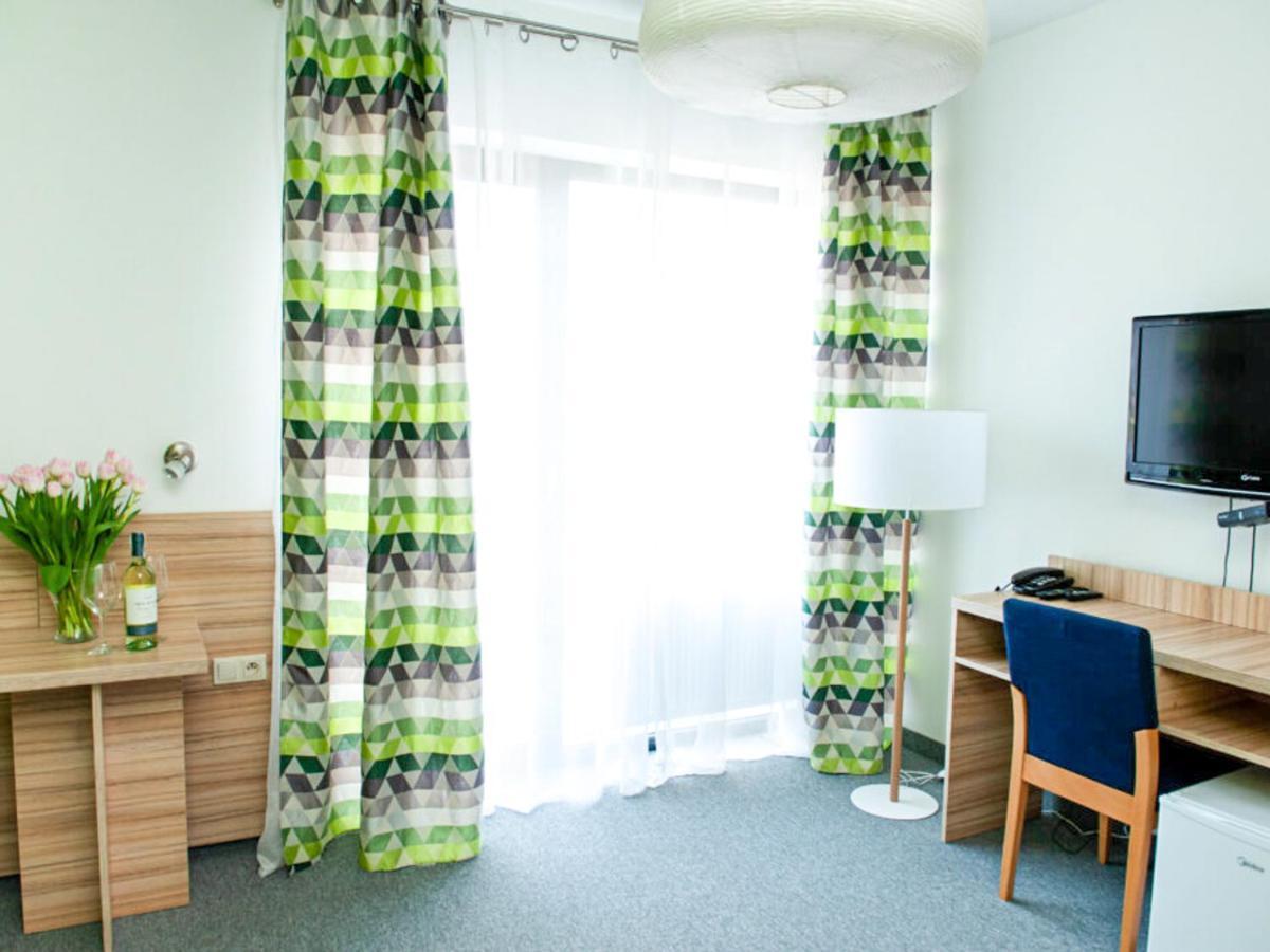 Gosciniec Ptasi Zaulek Bed & Breakfast Niechorze Bagian luar foto