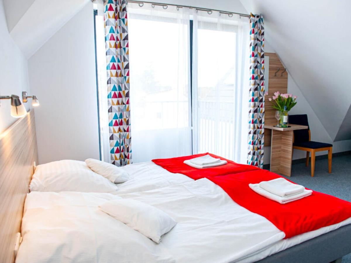Gosciniec Ptasi Zaulek Bed & Breakfast Niechorze Bagian luar foto