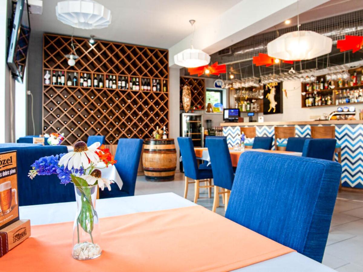 Gosciniec Ptasi Zaulek Bed & Breakfast Niechorze Bagian luar foto